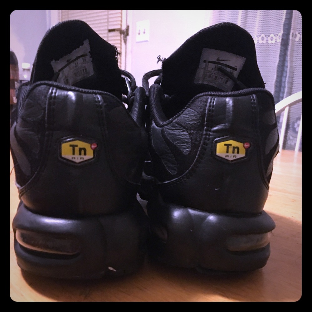 Nike shoes size 10